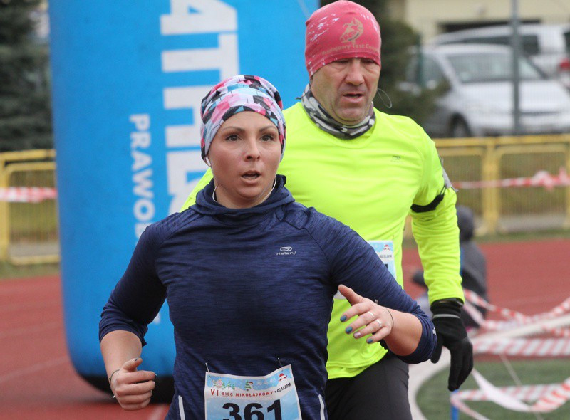 1200 uczestników pobiegło w VI Biegu Mikołajkowym [foto]