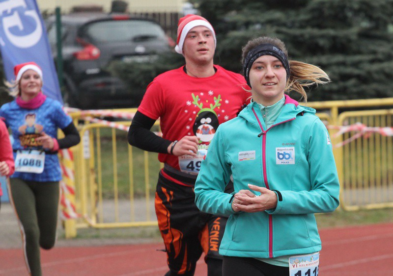 1200 uczestników pobiegło w VI Biegu Mikołajkowym [foto]