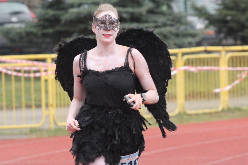 1200 uczestników pobiegło w VI Biegu Mikołajkowym [foto]