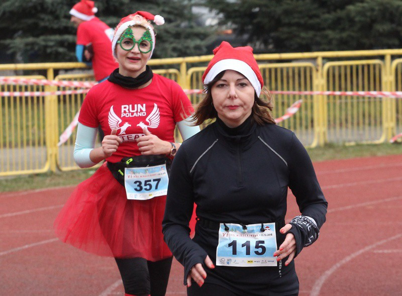 1200 uczestników pobiegło w VI Biegu Mikołajkowym [foto]