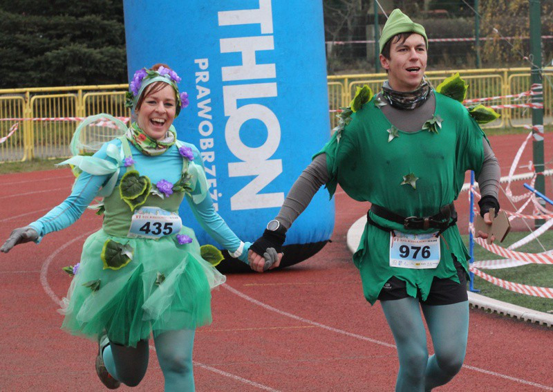 1200 uczestników pobiegło w VI Biegu Mikołajkowym [foto]