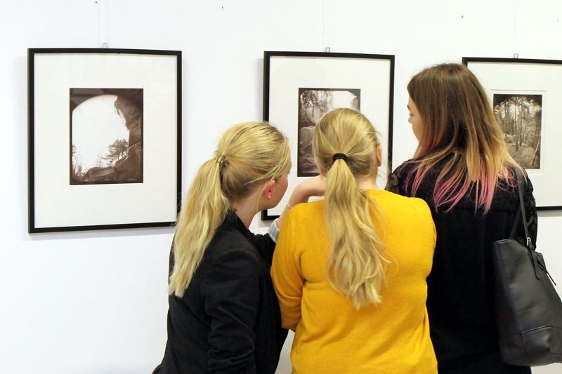 Wernisaż fotograficzny Jakuba Jana Kaski w Zalesiu [foto]