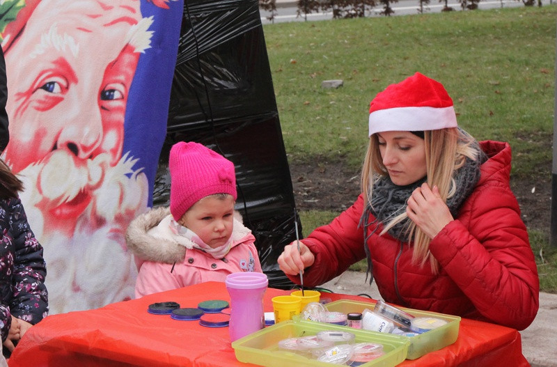 Zabawa mikołajkowa na Starym Mieście [foto]