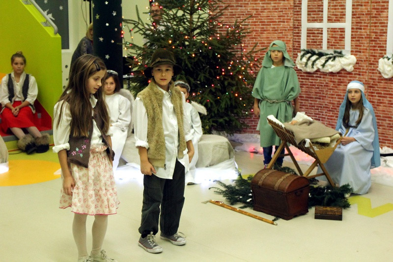 Jasełka i koncert kolęd w Szkole Podstawowej w Tanowie [foto/wideo]