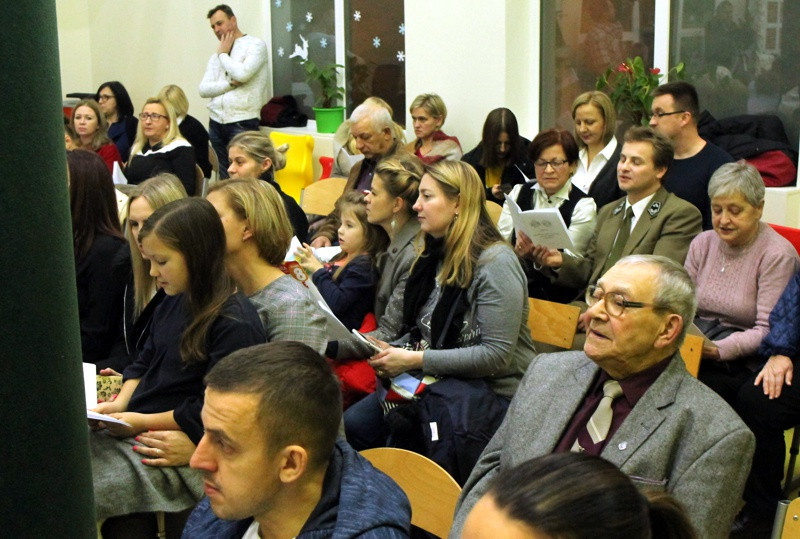 Jasełka i koncert kolęd w Szkole Podstawowej w Tanowie [foto/wideo]