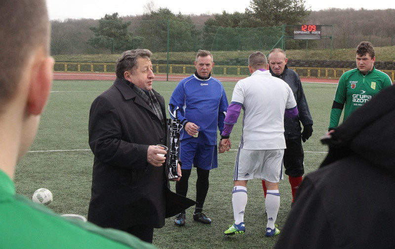 Noworoczne zmagania na boisku [foto]