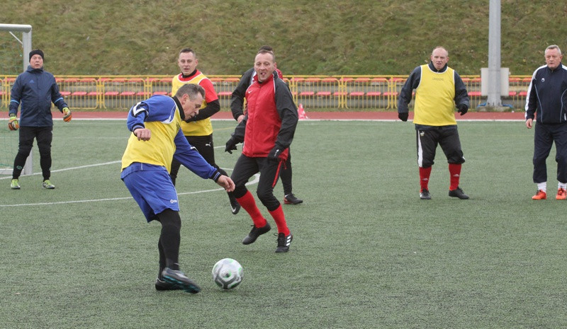 Noworoczne zmagania na boisku [foto]