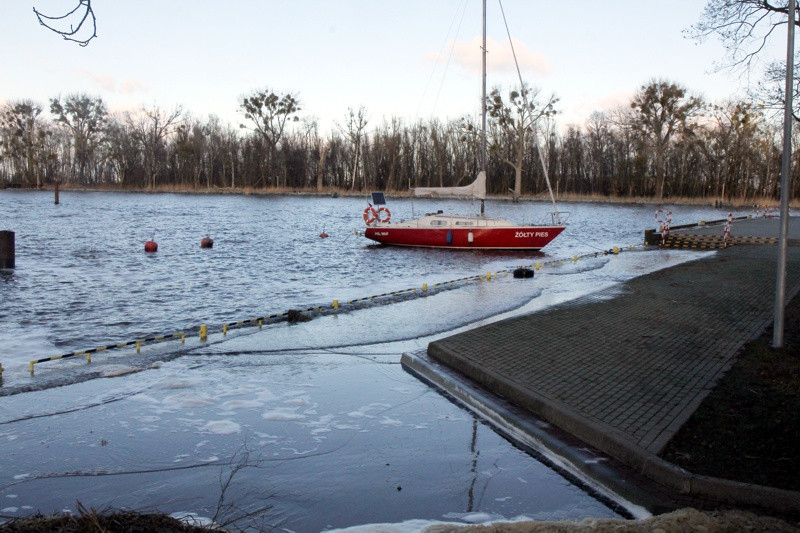 Utrzymuje się wysoki poziom wody [foto]