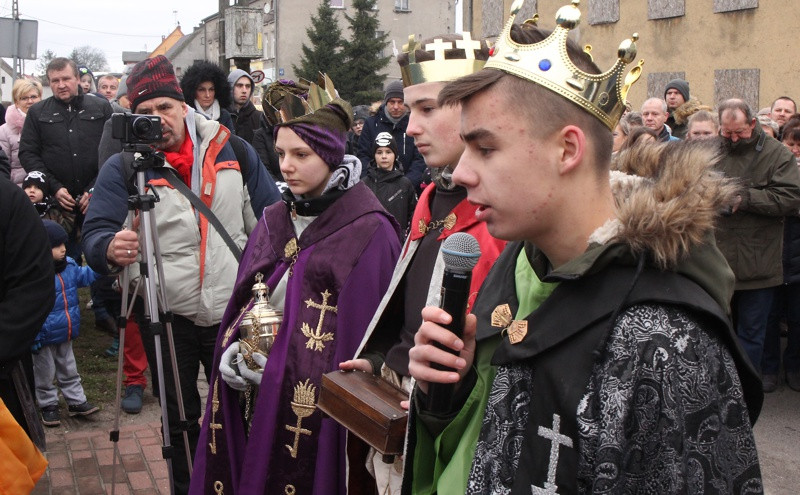 Orszak Trzech Króli w Policach-Jasienicy [foto/wideo]