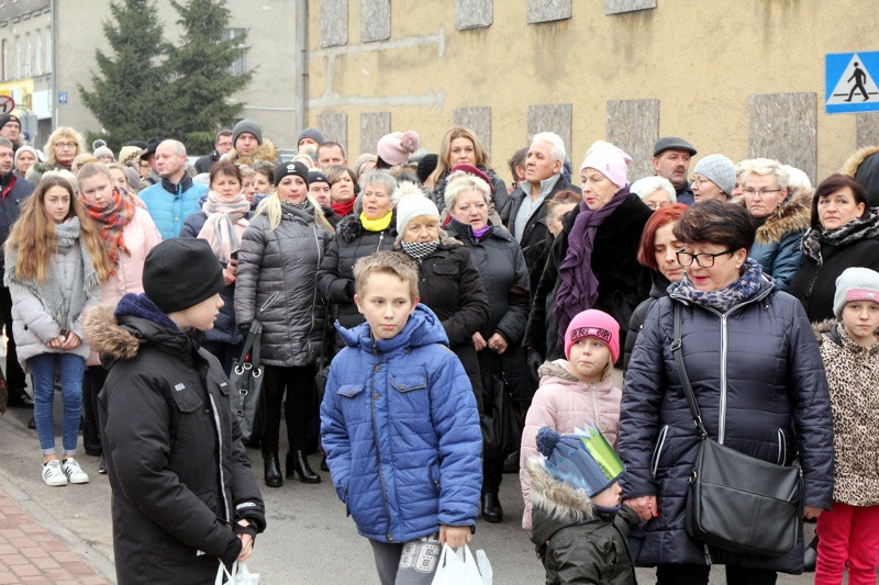 Orszak Trzech Króli w Policach-Jasienicy [foto/wideo]