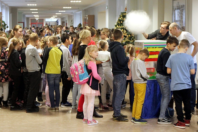 #WOŚP - 7110,07 zł zebrali uczniowie SP 8 w Policach [foto]