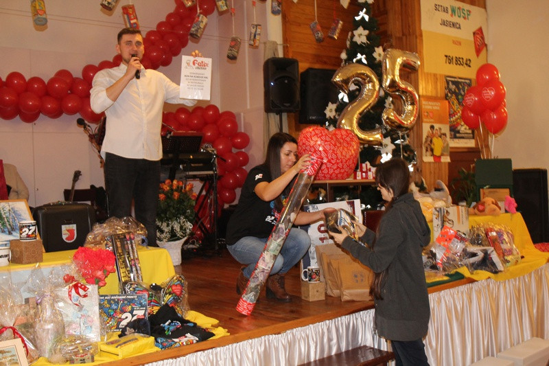 #WOŚP - Jasienica zagrała w sobotę. Był to 25 'finał' [foto]