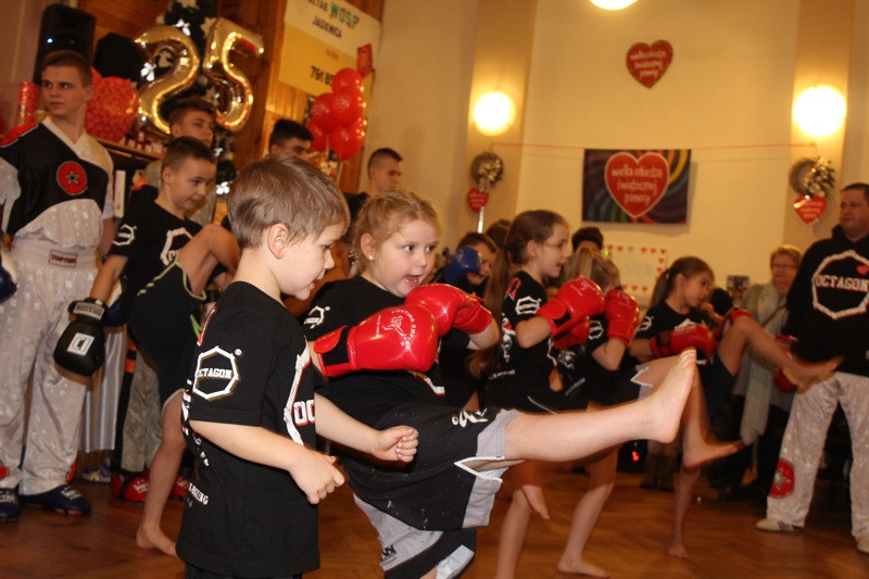 #WOŚP - Jasienica zagrała w sobotę. Był to 25 'finał' [foto]