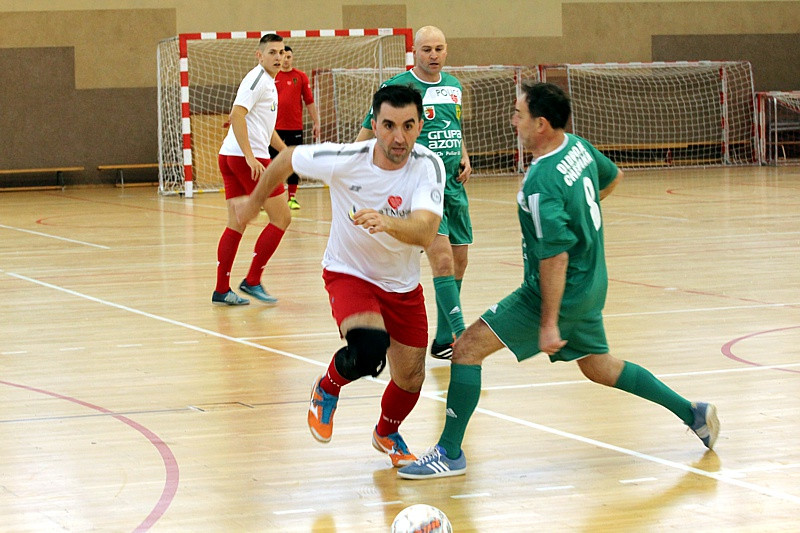 #WOŚP - Prawie 14 tys. zebrali oldboje podczas orkiestrowego turnieju [foto/wideo]