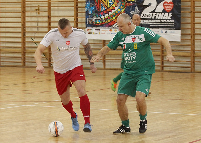 #WOŚP - Prawie 14 tys. zebrali oldboje podczas orkiestrowego turnieju [foto/wideo]