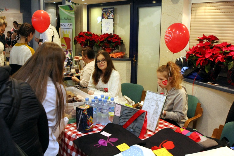 #WOŚP - 27. Finał WOŚP w Miejskim Ośrodku Kultury w Policach [foto/wideo]