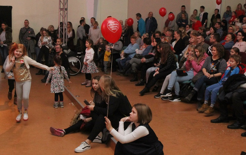 #WOŚP - 27. Finał WOŚP w Miejskim Ośrodku Kultury w Policach [foto/wideo]