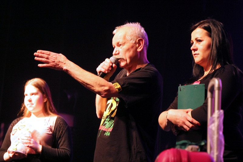 #WOŚP - 27. Finał WOŚP w Miejskim Ośrodku Kultury w Policach [foto/wideo]