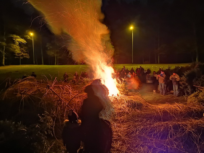 Każdy mógł spalić swoją starą... [foto]