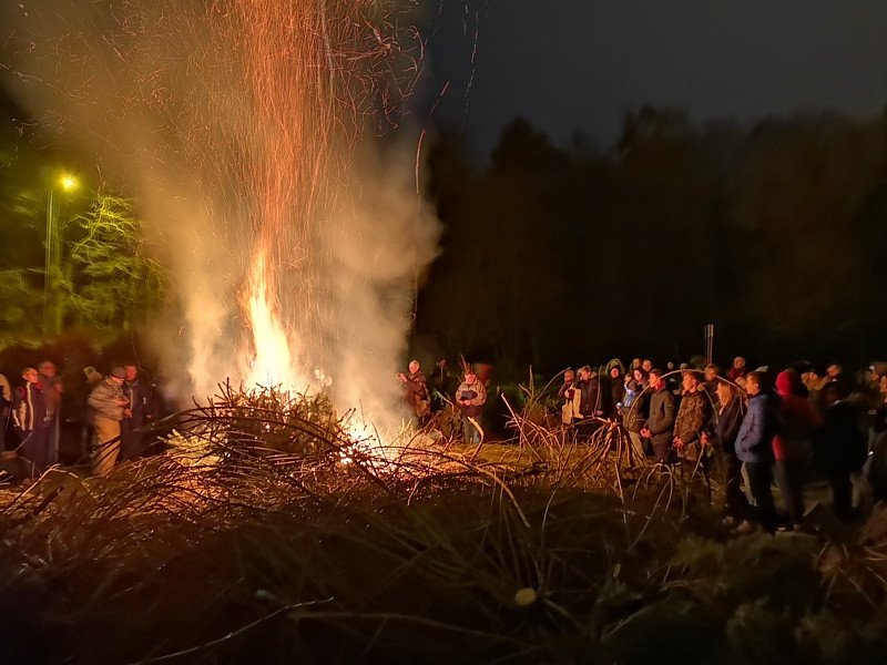 Każdy mógł spalić swoją starą... [foto]