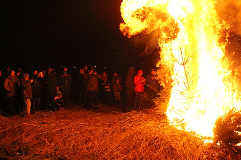 Każdy mógł spalić swoją starą... [foto]
