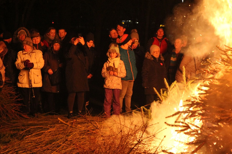 Każdy mógł spalić swoją starą... [foto]