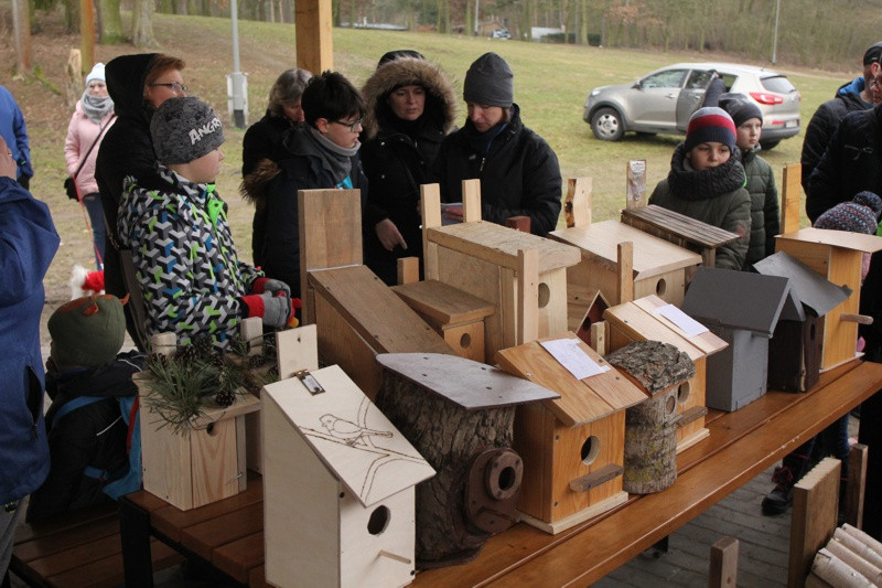40 nowych ptasich ‘’domków’’ w ramach akcji ‘’Każdy ptaszek ma swój daszek’’ [foto]