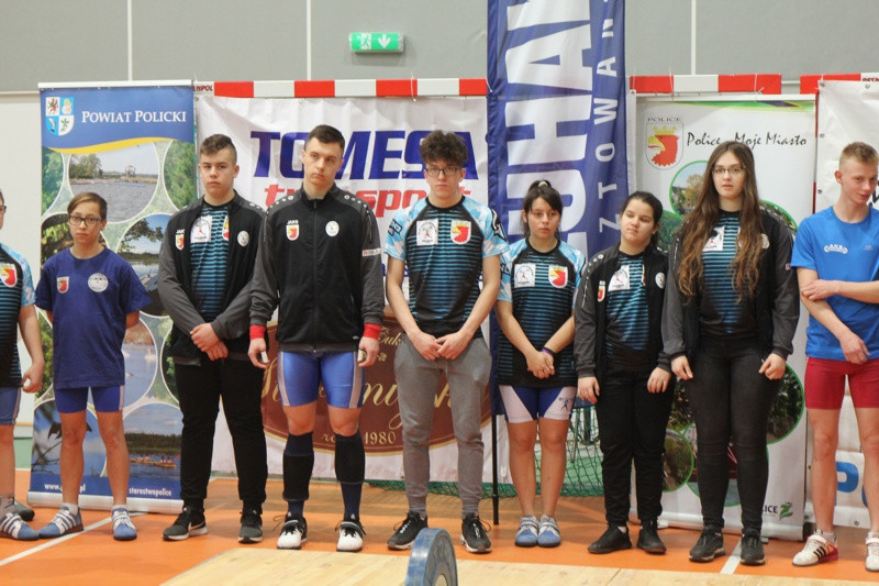 IX Drużynowy Turniej Młodziczek i Młodzików w podnoszeniu ciężarów [foto]