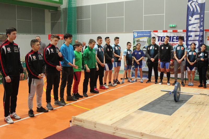 IX Drużynowy Turniej Młodziczek i Młodzików w podnoszeniu ciężarów [foto]