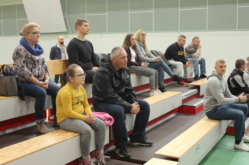 IX Drużynowy Turniej Młodziczek i Młodzików w podnoszeniu ciężarów [foto]