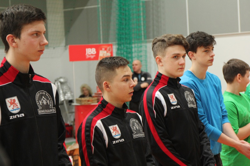 IX Drużynowy Turniej Młodziczek i Młodzików w podnoszeniu ciężarów [foto]