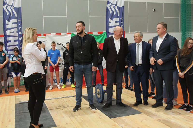 IX Drużynowy Turniej Młodziczek i Młodzików w podnoszeniu ciężarów [foto]