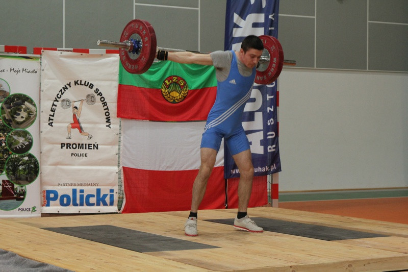 IX Drużynowy Turniej Młodziczek i Młodzików w podnoszeniu ciężarów [foto]