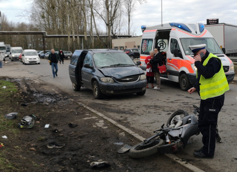 Wypadek na Piotra i Pawła w Policach [foto]