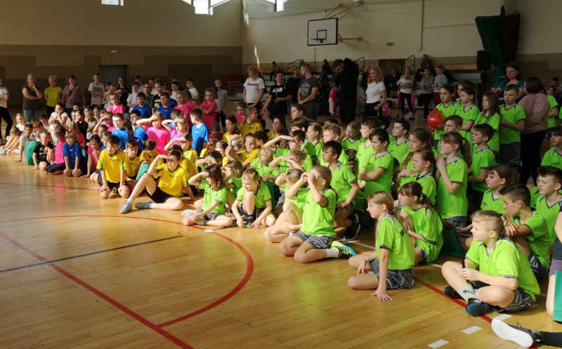 Turniej Gier i Zabaw Ruchowych dla uczniów Szkół Podstawowych [foto]