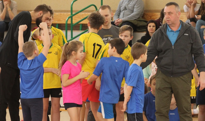 Turniej Gier i Zabaw Ruchowych dla uczniów Szkół Podstawowych [foto]