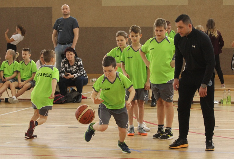 Turniej Gier i Zabaw Ruchowych dla uczniów Szkół Podstawowych [foto]