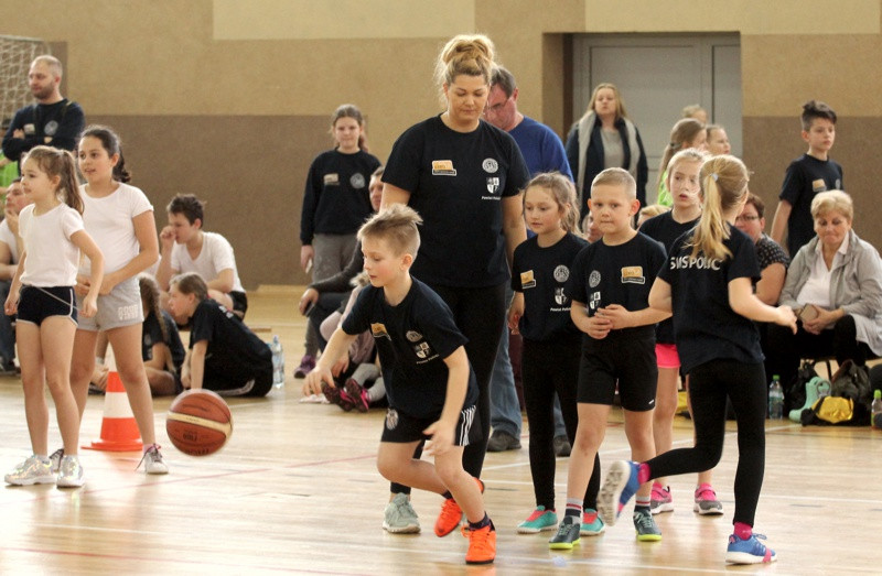 Turniej Gier i Zabaw Ruchowych dla uczniów Szkół Podstawowych [foto]