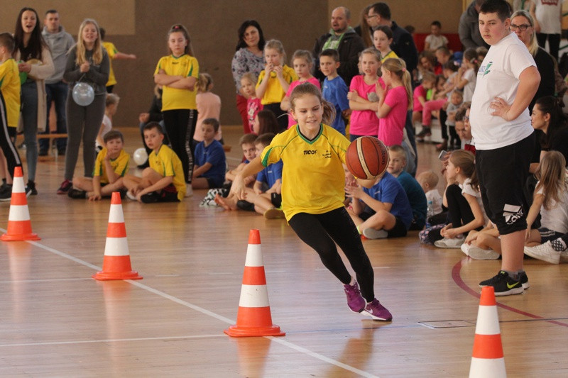 Turniej Gier i Zabaw Ruchowych dla uczniów Szkół Podstawowych [foto]