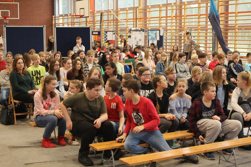 Projekty Edukacyjne w Filii SP 8 w Policach [foto]