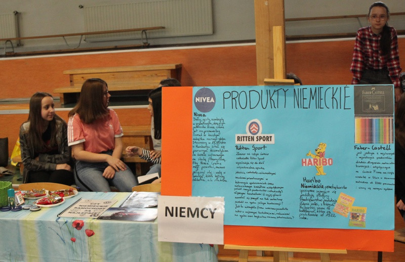 Projekty Edukacyjne w Filii SP 8 w Policach [foto]