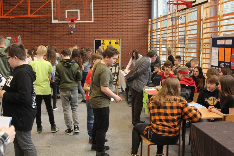 Projekty Edukacyjne w Filii SP 8 w Policach [foto]