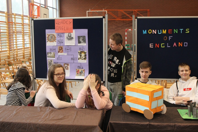 Projekty Edukacyjne w Filii SP 8 w Policach [foto]