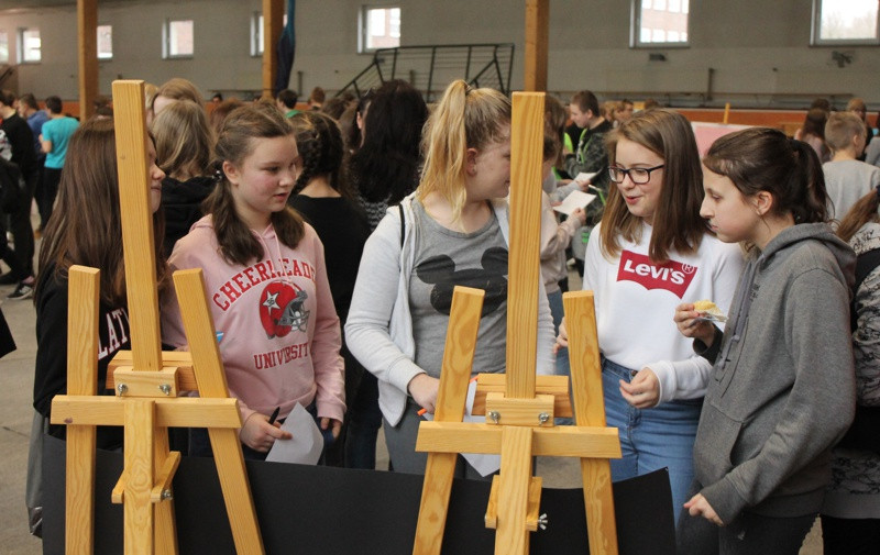 Projekty Edukacyjne w Filii SP 8 w Policach [foto]