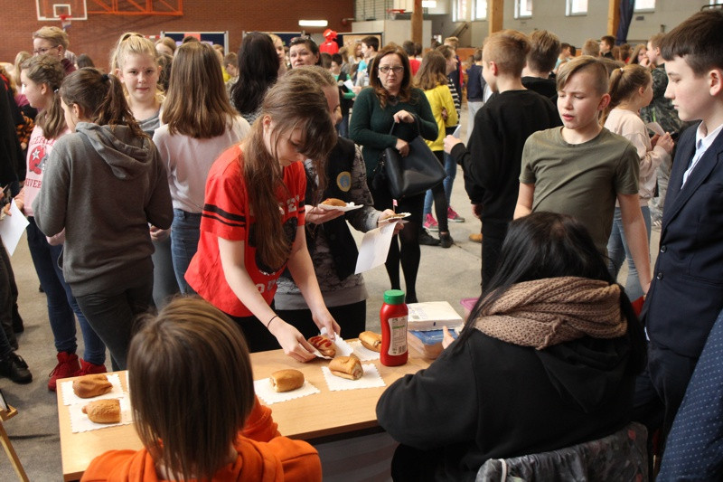 Projekty Edukacyjne w Filii SP 8 w Policach [foto]