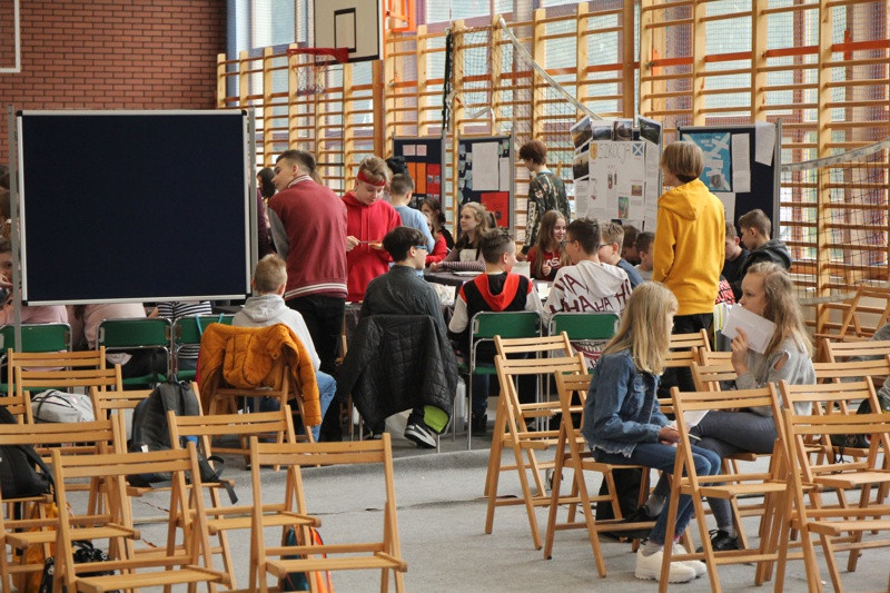 Projekty Edukacyjne w Filii SP 8 w Policach [foto]