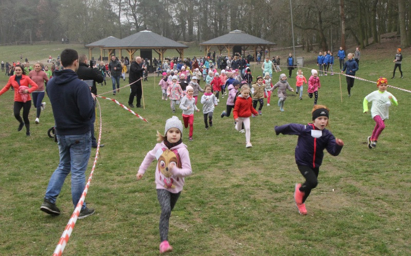 Mistrzostwa Polic i Mistrzostwa Województwa LDK! W Biegach Przełajowych [foto/wideo]