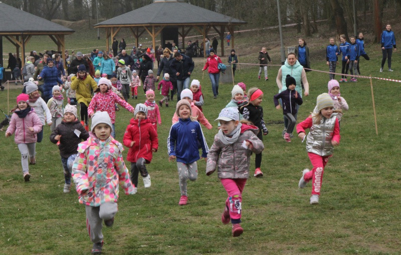 Mistrzostwa Polic i Mistrzostwa Województwa LDK! W Biegach Przełajowych [foto/wideo]
