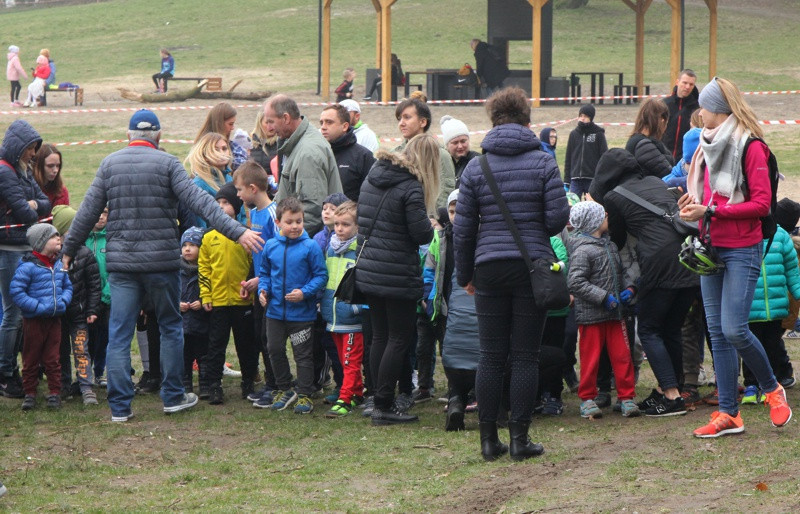 Mistrzostwa Polic i Mistrzostwa Województwa LDK! W Biegach Przełajowych [foto/wideo]