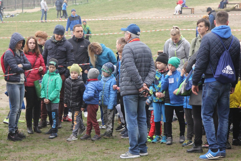Mistrzostwa Polic i Mistrzostwa Województwa LDK! W Biegach Przełajowych [foto/wideo]